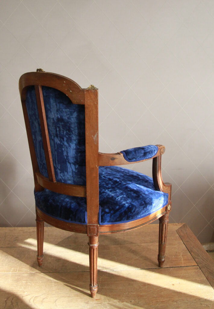 Fauteuil ancien – Fabrication haut de gamme | Maison